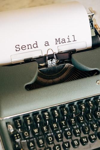 Send a mail, old typewriter